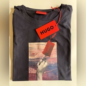 Hugo Boss XL men’s t-shirt NWT black-graphics